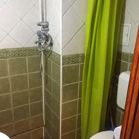 Entourage Old Town Studio Apartment *
